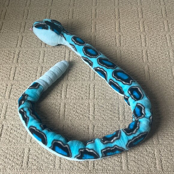 Blue Snake Plush 53" Jumbo Rattlesnake Tail Rattles! Stuffed Animal Toy by K&M - Picture 3 of 3